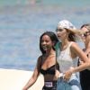 Gigi et Bella Hadid passent leurs vacances à Mykonos en Grèce le 30 juillet 2019. MYKONOS