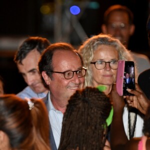 François Hollande lors de la première édition de l'INDIE FEST à la citadelle de Saint-Tropez, Côte d'Azur, France, le 11 août 2019.