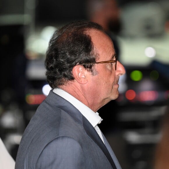 François Hollande lors de la première édition de l'INDIE FEST à la citadelle de Saint-Tropez, Côte d'Azur, France, le 11 août 2019.