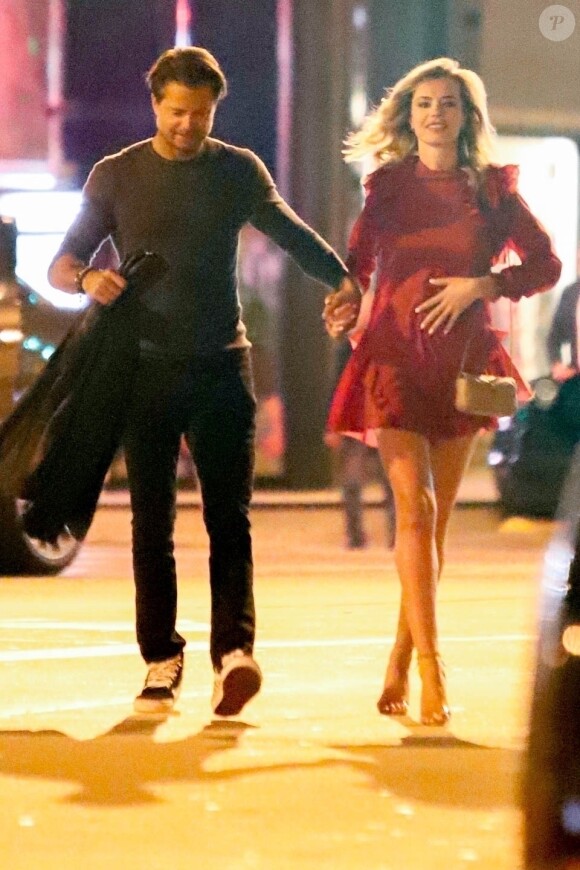 Exclusif - David Charvet et Anna Tarnowska à la sortie du club Raspoutine à Los Angeles le 2 mai 2019.