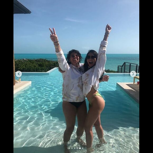 Stevie Clements et Olivia Munn aux îles Turques-et-Caïques. Juillet 2019.