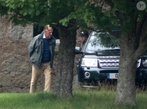 Le prince Philip, duc d'Edimbourg - Les membres de la famille royale du Royaume Uni arrivent à un déjeuner privé, loin du protocole, près de Loch Muick en Ecosse le 23 août 2019.