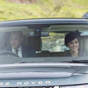 Exclusif - Le prince William, duc de Cambridge et Catherine Kate Middleton, la duchesse de Cambridge - Les membres de la famille royale d'Angleterre vont assister à une messe en l'église de Crathie à Balmoral, le 11 septembre 2016.