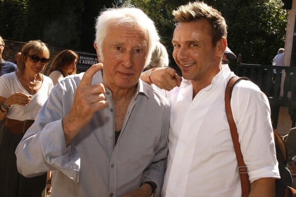 Marcel Amont et Jeanfi Janssens - 2ème édition du salon littéraire " Les Ecrivains Chez Gonzague Saint Bris " à Chanceaux-près-Loches. Le 25 août 2019. © Cedric Perrin / Bestimage.