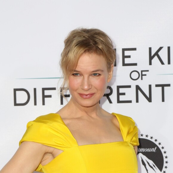 Renée Zellweger - People à l'avant première du film "Same Kind Of Different As Me" au théâtre Westwood Village à Westwood, le 12 octobre 2017.