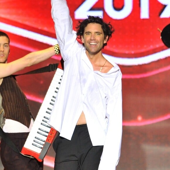 Exclusif - Mika lors de l'enregistrement de l'émission "La Chanson de l'Année 2019" aux Arènes de Nîmes, le 16 mai 2019. L'émission sera diffusée sur TF1 le samedi 15 juin.  © Guillaume Gaffiot/Bestimage