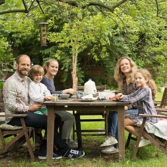 Camille Raymond avec son mari et ses enfants, le 28 mai 2019 sur Instagram