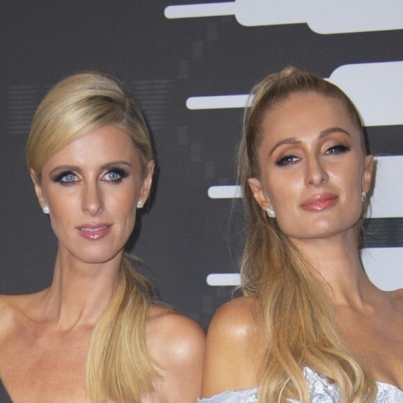 Paris Hilton et sa soeur Nicky Hilton Rothschild - People au 2e défilé annuel "Savage x Fenty" au Barclay's Center à Brooklyn, New York, le 10 septembre 2019.