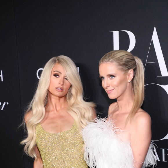 Paris Hilton et sa soeur Nicky Hilton Rothschild - Photocall de la soirée Harper's BAZAAR 2019 "ICONS By C.Roitfeld" lors de la Fashion Week de New York (NYFW), le 6 septembre 2019.