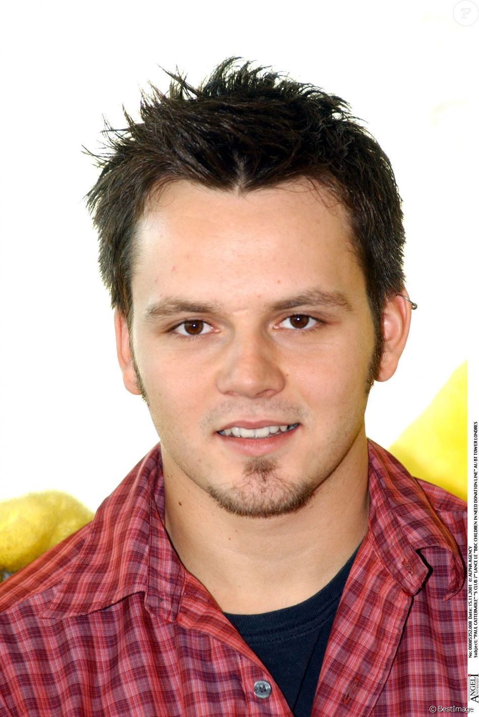 S Club 7 Paul Cattermole "forcé" à sortir avec Hannah Spearriit... Il