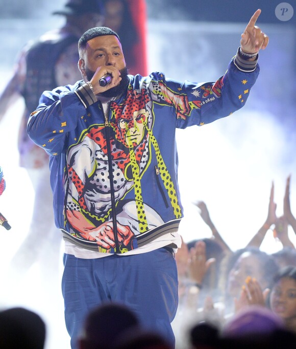 DJ Khaled sur scène lors de la 7ème cérémonie des "BET Awards" au Staples Center à Los Angeles, le 23 juin 2019.