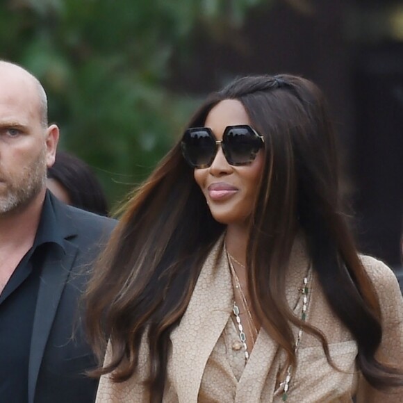 Naomi Campbell arrive au Troubadour White City Theatre pour assister au défilé Burberry printemps-été 2020. Londres, le 16 septembre 2019.