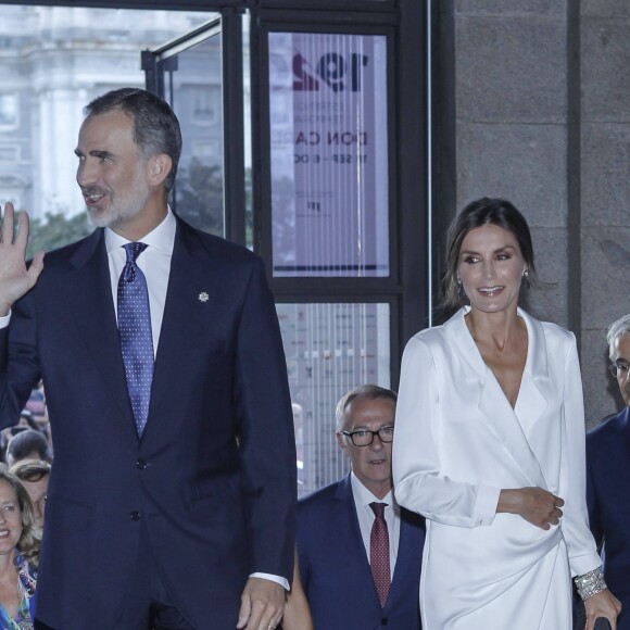 Le roi Felipe VI et la reine Letizia d'Espagne lors de l'ouverture de la saison 2019)2020 de l'Opéra de Madrid avec "Don Carlo" le 18 septembre 2019.