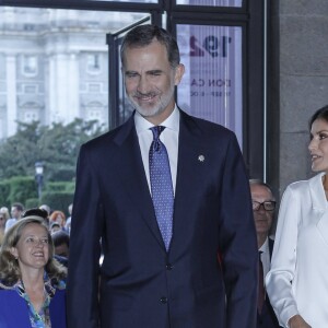 Le roi Felipe VI et la reine Letizia d'Espagne lors de l'ouverture de la saison 2019)2020 de l'Opéra de Madrid avec "Don Carlo" le 18 septembre 2019.