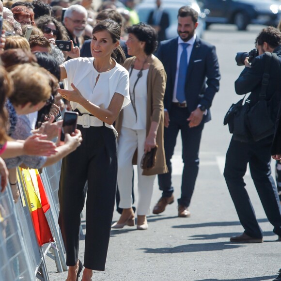 La reine Letizia d'Espagne lançait officiellement l'année scolaire dans une école à Torrejoncillo, près de Caceres, le 17 septembre 2019.