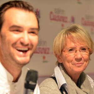 Cyril Lignac et Mercotte lors de la deuxième édition du Salon Cuisinez à Paris. Le 20 octobre 2012.