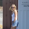 Exclusif - Gwyneth Paltrow et son mari B.Falchuk lors d'une sortie à pied avec des amis à Los Angeles le 2 septembre 2019 02/09/2019 - Los Angeles