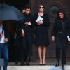Farida Khelfa, Carla Bruni-Sarkozy et Emmanuelle Alt à l'issue des obsèques du photographe allemand Peter Lindbergh en l'église Saint-Sulpice à Paris le 24 septembre 2019.