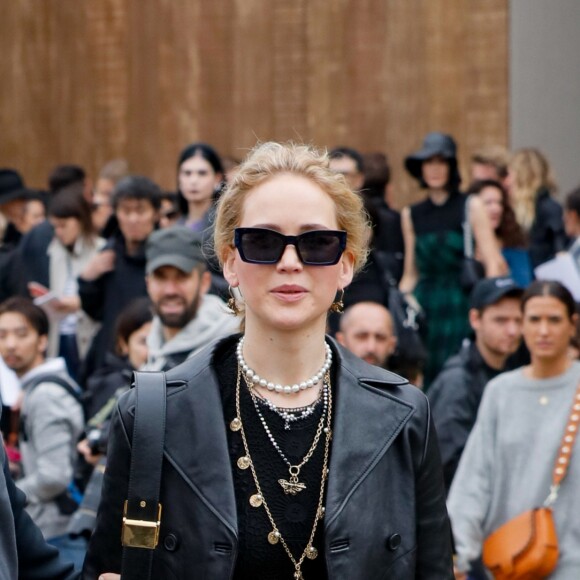 Jennifer Lawrence assiste au défilé Christian Dior, collection prêt-à-porter printemps-été 2020. Paris, le 24 septembre 2019. © Christophe Clovis / Vereen / Bestimage