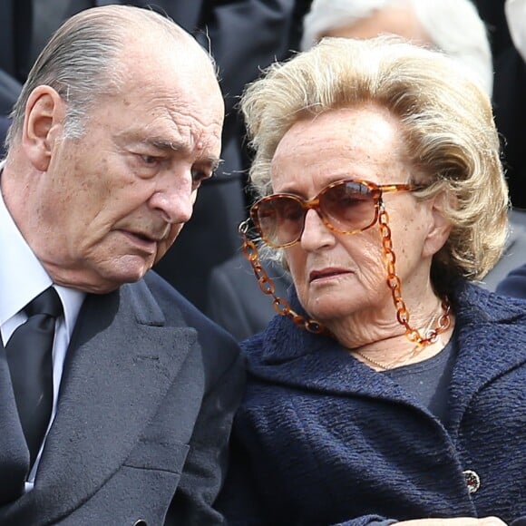 Jacques et Bernadette Chirac - Obsèques d'Antoine Veil au cimetière du Montparnasse à Paris. Le 15 avril 2013.