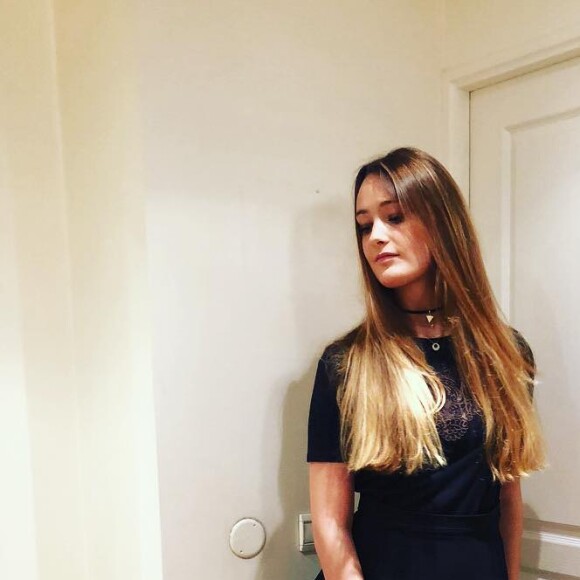 Rosalie, la fille de Jean-Luc Reichmann, divine en robe, le 1er novembre 2018
