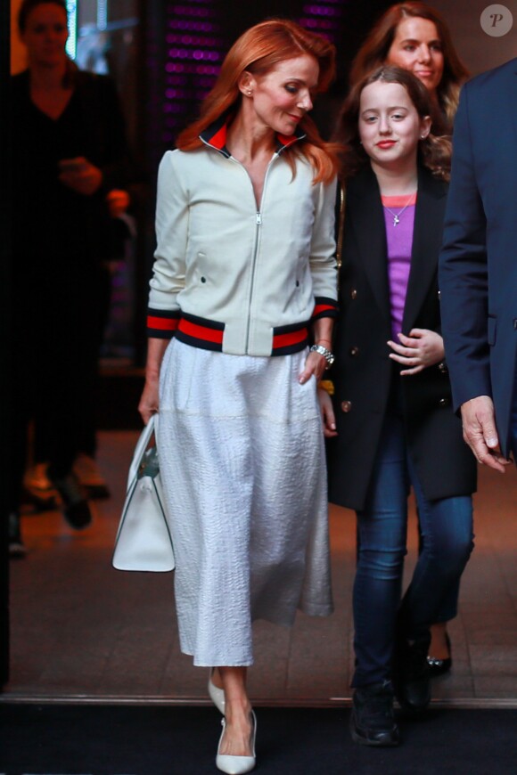 Geri Halliwell et sa fille Bluebell Madonna à Paris. Le 27 septembre 2019.