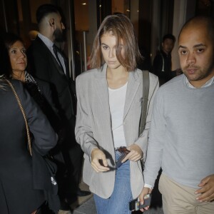 Kaia Gerber quitte son à Paris. Le 27 septembre 2019. © Veeren Ramsamy-Christophe Clovis / BestImage