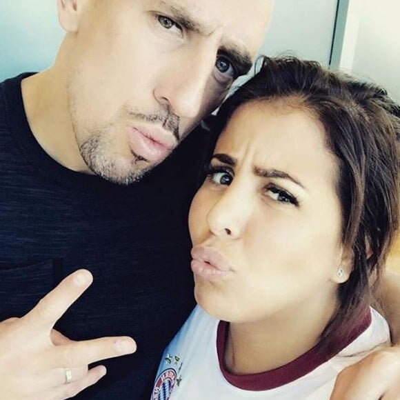 Franck Ribéry pose avec sa femme Wahiba sur Instagram le 22 juin 2017.