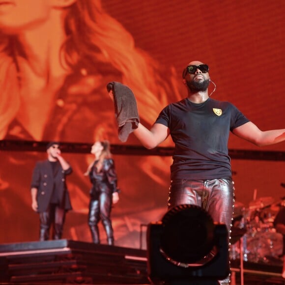 Slimane et Vitaa lors du concert de Maitre Gims au Stade de France à Saint-Denis le 28 septembre 2019. © Giancarlo Gorassini / Bestimage