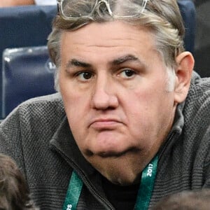 Pierre Ménès - People assistent à la victoire de J. Benetteau face à M. Cilic lors du quart de finale du tournoi de tennis "Rolex Paris Masters" à Paris le 3 novembre 2017. © Veeren-Perusseau/Bestimage