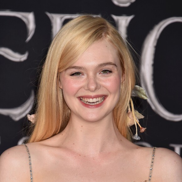 Elle Fanning à la première de Maleficent: Mistress of Evil au théâtre El Capitan dans le quartier de Hollywood à Los Angeles, le 30 septembre 2019.