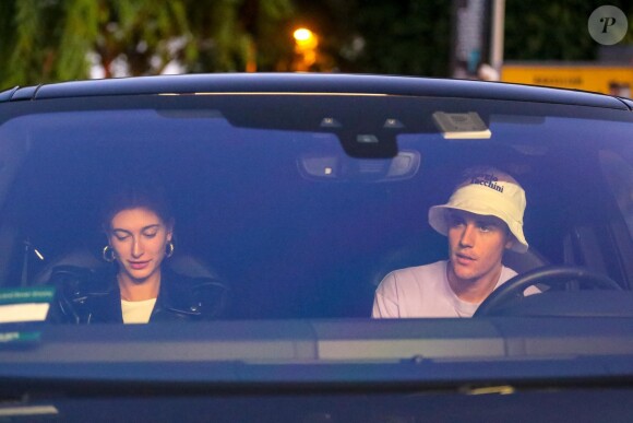 Justin Bieber et sa femme H. Baldwin Bieber sont allés se faire masser après un diner et un cinéma en amoureux dans le quartier de West Hollywood à Los Angeles, le 2 octobre 2019 -