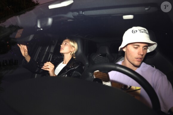 Justin Bieber et sa femme Hailey Baldwin Bieber sont allés se faire masser après un diner et un cinéma en amoureux dans le quartier de West Hollywood à Los Angeles, le 2 octobre 2019