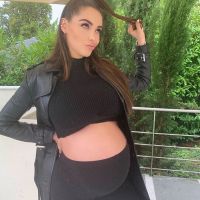 Nabilla Benattia enceinte et complexée : "Je me dégoûte"