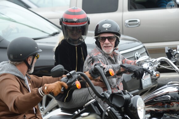 Exclusif - Laeticia Hallyday fait une grande virée sur les Harley-Davidson de Johnny avec Pierre Billon, Philippe Fatien et Fabrice Le Ruyet (mari d'Anne Marcassus) à Los Angeles le 27 septembre 2018.