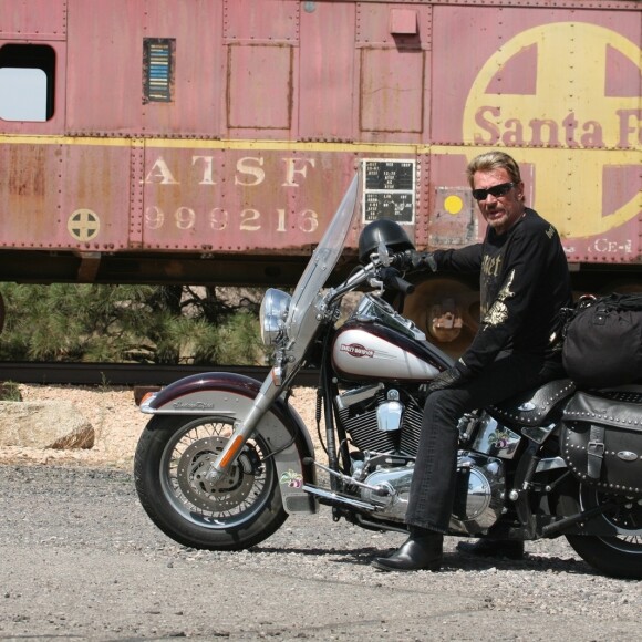 Exclusif - Prix spécial - No Web - Road trip de Johnny Hallyday le long de la route 66 en Californie en Août 2007. © Stephane Kyndt  Exclusive - Johnny Hallyday road trip on the road 66 in August 2007.00/09/2007 - Los Angeles