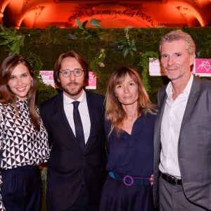 Exclusif - Ophélie Meunier et son mari Mathieu Vergne, Denis Brogniart et sa femme Hortense Brogniart - Dîner de la Fondation ARC au Pavillon Cambon-Capucines à Paris, le 7 octobre 2019. © Rachid Bellak/Bestimage