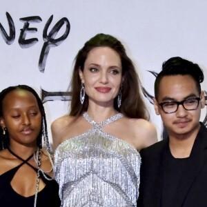 Zahara Jolie-Pitt, Angelina Jolie et Maddox Jolie-Pitt à la première du film "Maléfique : Le Pouvoir du mal" au Roppongi Hills Arena à Tokyo, Japon, le 3 octobre 2019.