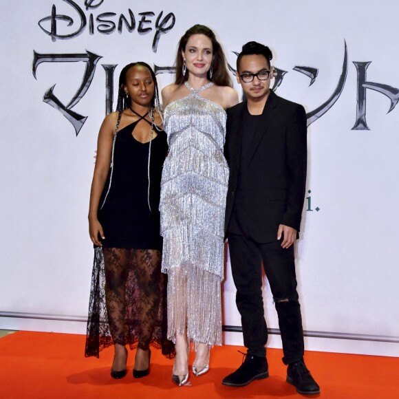 Zahara Jolie-Pitt, Angelina Jolie et Maddox Jolie-Pitt à la première du film "Maléfique : Le Pouvoir du mal" au Roppongi Hills Arena à Tokyo, Japon, le 3 octobre 2019.