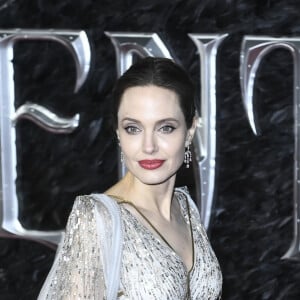 Angelina Jolie - Les célébrités assistent à la première de "Maléfique : Le Pouvoir du Mal" à Londres, le 9 octobre 2019.  Angelina Jolie et others attend the European Premiere of 'Maleficent: Mistress of Evil' at BFI IMAX Waterloo on October 09, 2019 in London, England. October 9, 2019.09/10/2019 - Londres