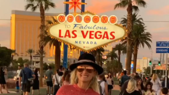 Laeticia Hallyday : Mini-short et Harley Davidson, elle s'éclate à Vegas