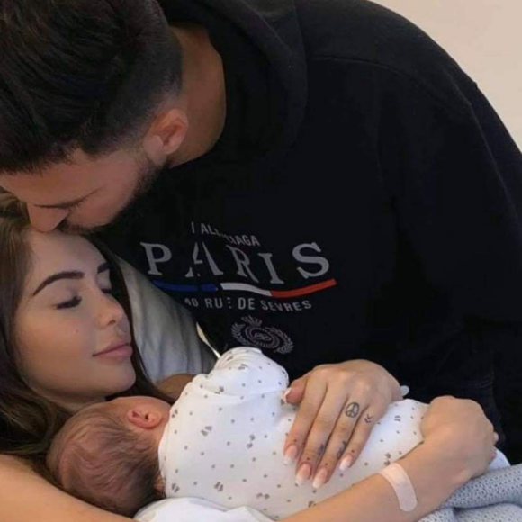 Nabilla a accouché de son petit garçon Milann le 11 octobre 2019.