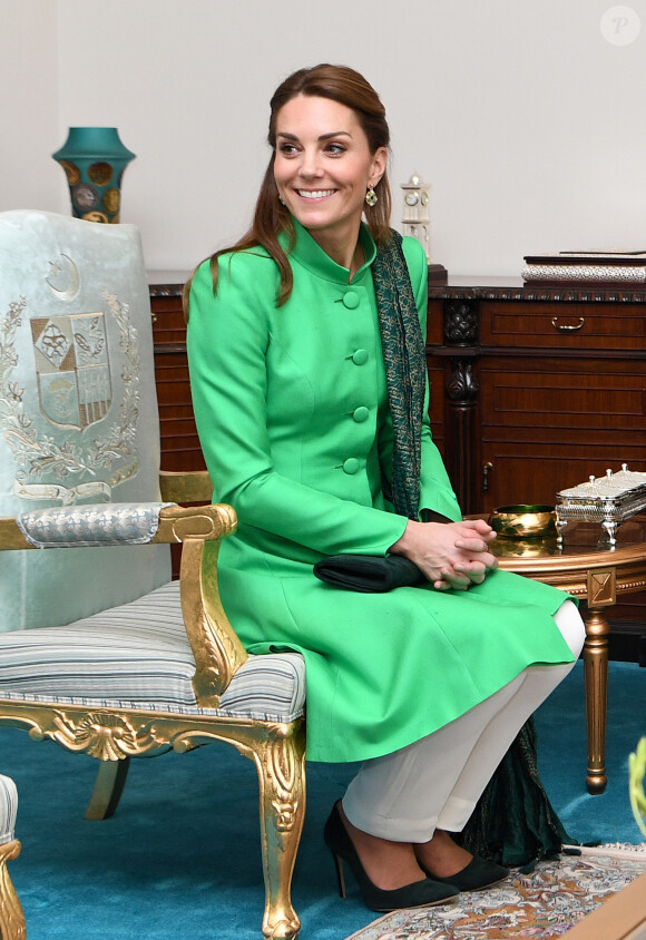 Catherine Kate Middleton, duchesse de Cambridge - Le duc et la duchesse de Cambridge lors d'une visite chez le premier ministre du Pakistan à Islamabad le 15 octobre 2019.