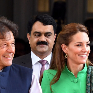 Catherine Kate Middleton, duchesse de Cambridge, le prince William, duc de Cambridge, Imran Khan, premier ministre du Pakistan - Le duc et la duchesse de Cambridge lors d'une visite chez le premier ministre du Pakistan à Islamabad le 15 octobre 2019.