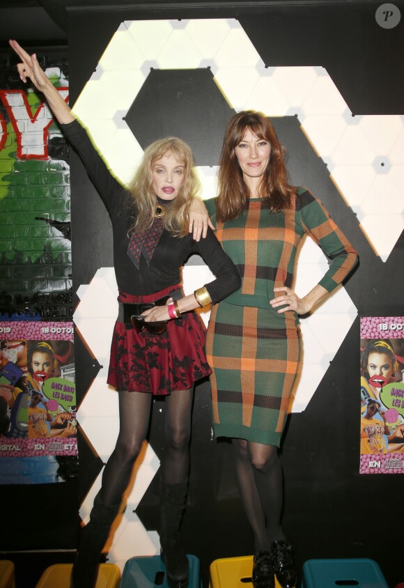 Arielle Dombasle, Maréva Galanter - Soirée pour la sortie de l'album "Back dans les Bacs" à la salle player one à Paris le 15 octobre 2019. 16 Artistes rendent hommage aux tubes des Annees 90/2000 ©Christophe Aubert via Bestimage