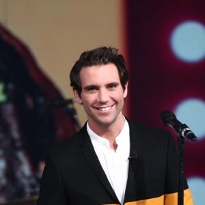 Mika sur le plateau de l'émssion télé "Domenica In Roma" à Rome le 13 octobre 2019.