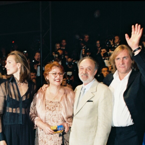 Daniel Autueil, Marie-Anne Chazel, Christian Clavier, Alain Chabat, Carole Bouquet, Josiane Balasco, Claure Berri, Gérard Departir et Jeanne Moreau au Festival de Cannes pour le film "Astérix et Obélix mission Cléopâtre en 1998.