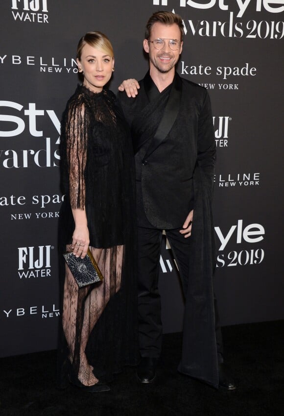 Kaley Cuoco et Brad Goreski au photocall de la 5ème édition des "InStyle Awards" au Getty Center à Los Angeles, le 21 octobre 2019.