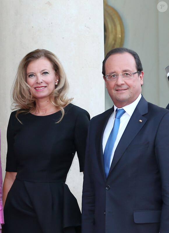 Francois Hollande et Valerie Trierweiler - Diner en l'honneur de Mr Joachim Gauck president federal d'Allemagne au palais de l'Elysee a Paris le 3 septembre 2013.