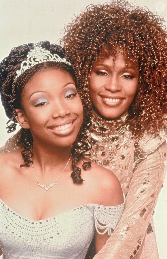 Archives - Whitney Houston et la chanteuse Brandy. 1992.